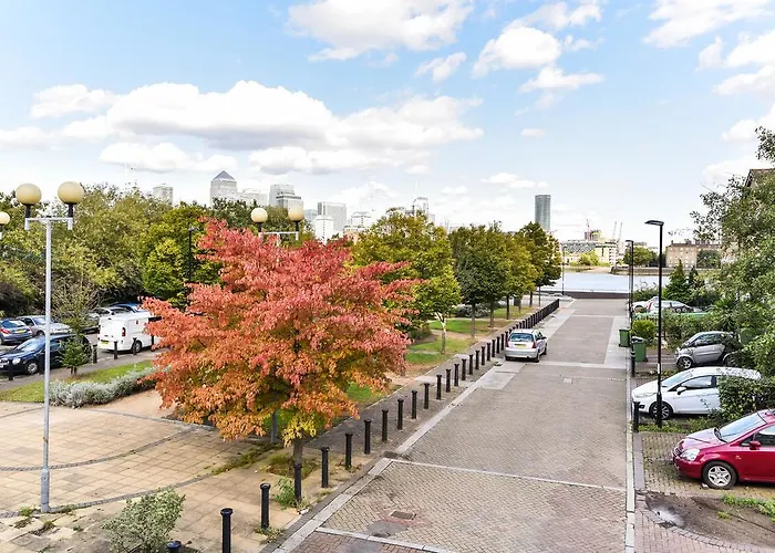 Riverbank Stay London